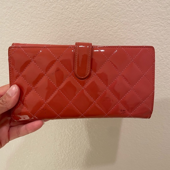 Chanel Patent Leather Puffy Snap Wallet - Picture 2 of 16